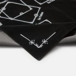 Tarot Divination Table Cloth For Reading And Altar Cloth Moon Alter, Cloth Witchy Embroidery Velvet Silk Touch Satin Celtic Cross 27 * 27 -Generic Furniture Shop 31BfmtIuh7L