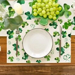 Lucky Shamrock St. Patrick's Day Placemats For Dining Table, 12 X 18 Inch Seasonal Holiday Rustic Vintage Washable Table Mats Set Of 4 -Generic Furniture Shop 51ETXAtlprL