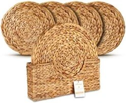 Woven Placemats For Dining Table - Set Of 6 Adorable Thick Rustic Round Kitchen Placemats With Decorative Tall Holder – All Natural Wicker Tablemats Hand-Braided From Water Hyacinth, 13.5 Inch -Generic Furniture Shop 51HQ2UaFNmL. AC 1