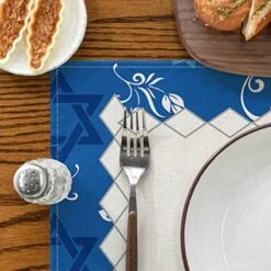Jewish Menorah Passover Placemats For Dining Table, 12 X 18 Inch Seasonal Hanukkah Holiday Rustic Vintage Washable Table Mats Set Of 4 -Generic Furniture Shop 51LuBI8hLnL